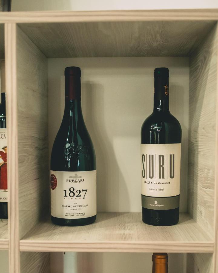 Suru Hotel & Restaurant Busteni Ngoại thất bức ảnh